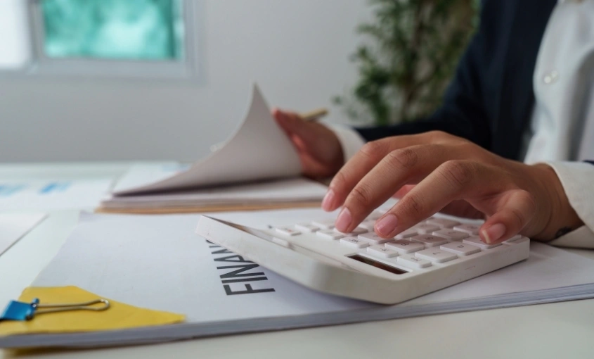 How Do UK Businesses Handle Supplier Payments?